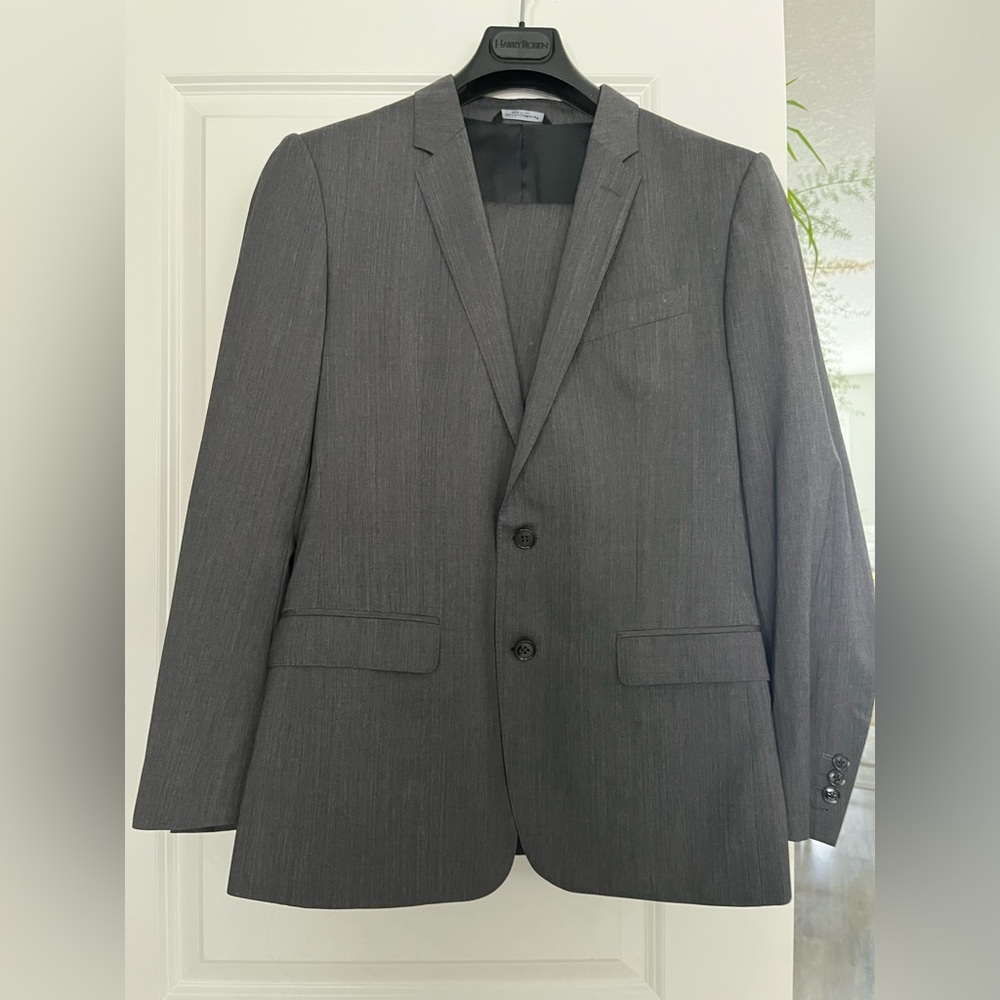 Men's Classic Dolce & Gabbana suit jacket and pants